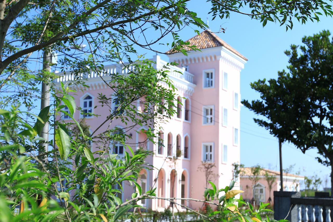 Sigma Castle Apartment Yilan Exterior foto