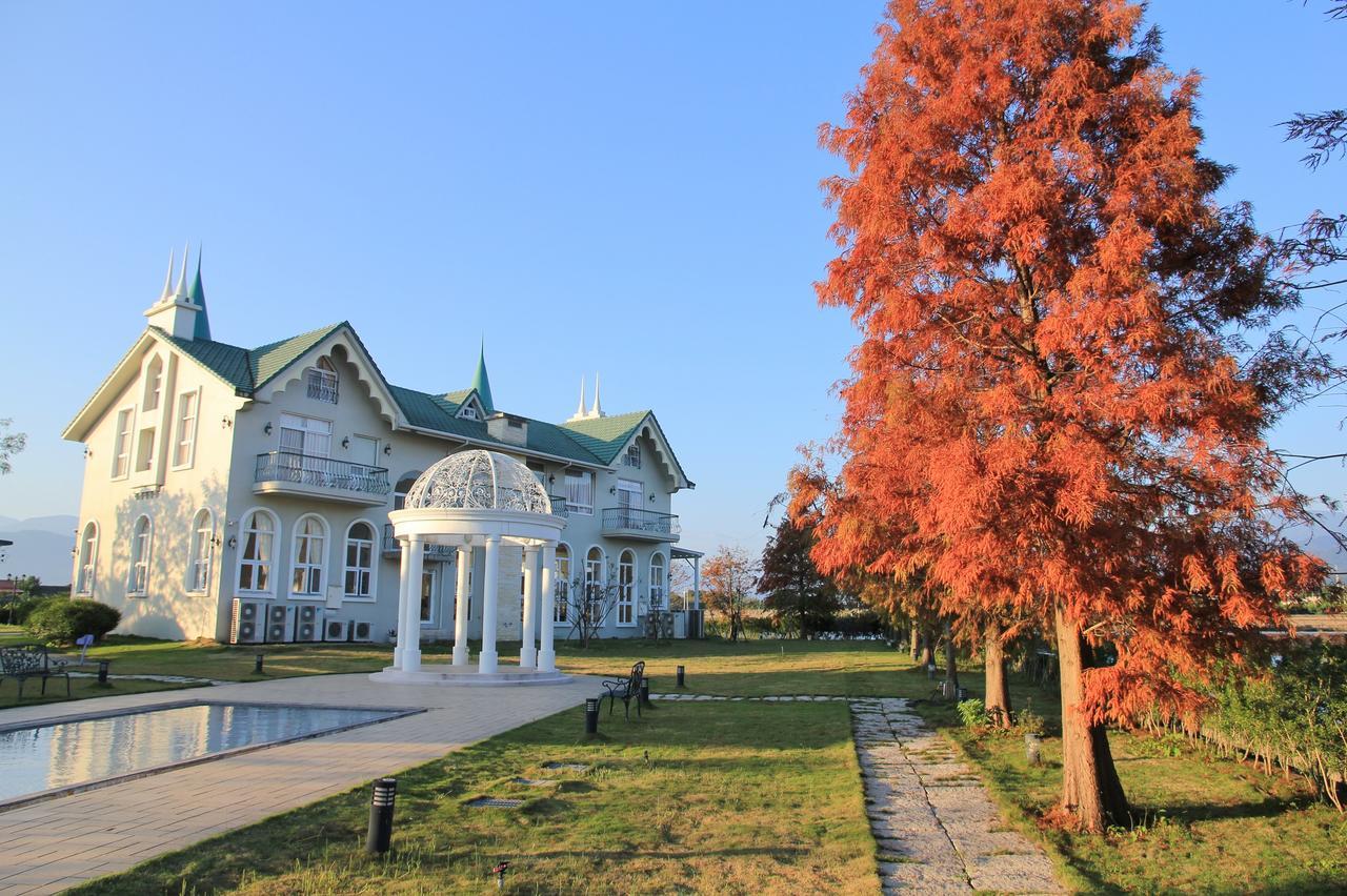 Sigma Castle Apartment Yilan Exterior foto