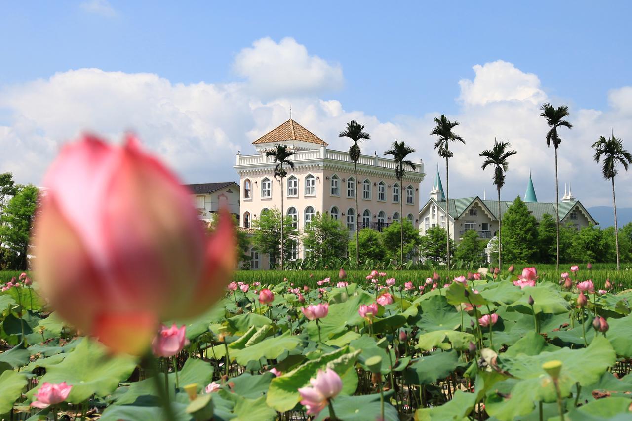 Sigma Castle Apartment Yilan Exterior foto